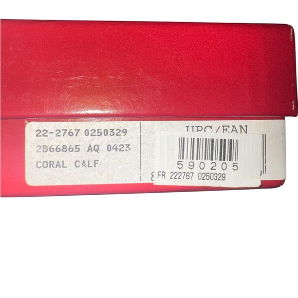 Salvatore Ferragamo authentic Vibrant Red Wallet - Picture 7 of 8